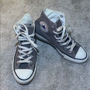 Hi-top Converse